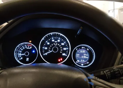 2018 Honda Hr-V Lx z USA, uszkodzony, nr VIN 3CZRU5H3XJM722737